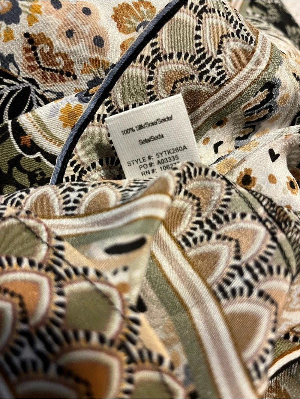 Hale Bob Paisley V-Neck SILK Blouse in Black Size Small Like New - Picture 7 of 7